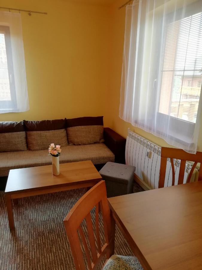 Apartman Fiona Vel'ka Lomnica Dış mekan fotoğraf