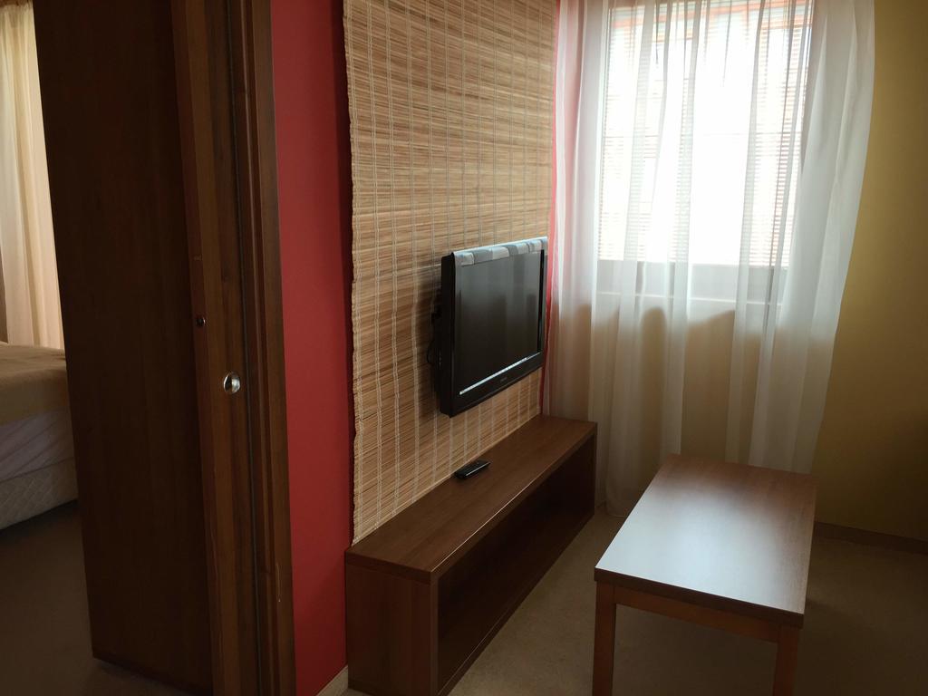 Apartman Fiona Vel'ka Lomnica Dış mekan fotoğraf