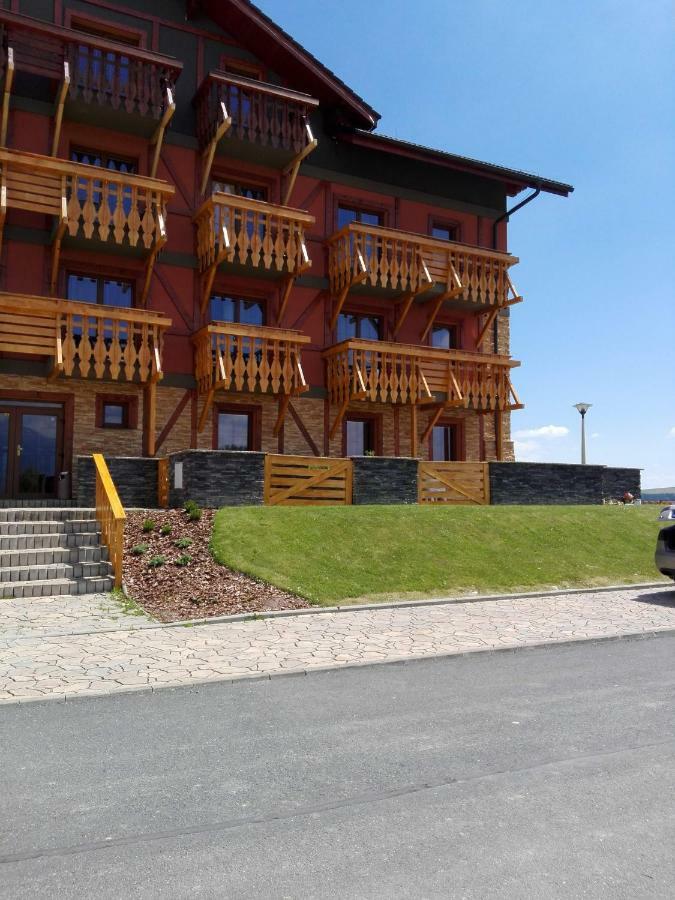 Apartman Fiona Vel'ka Lomnica Dış mekan fotoğraf